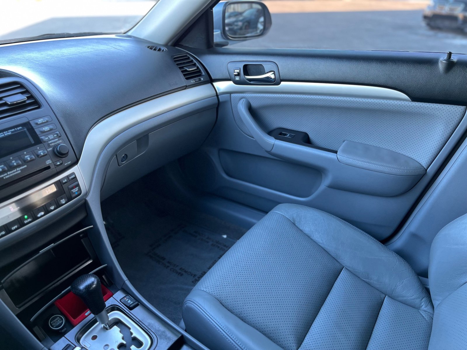 Used 2005 Acura TSX image 35