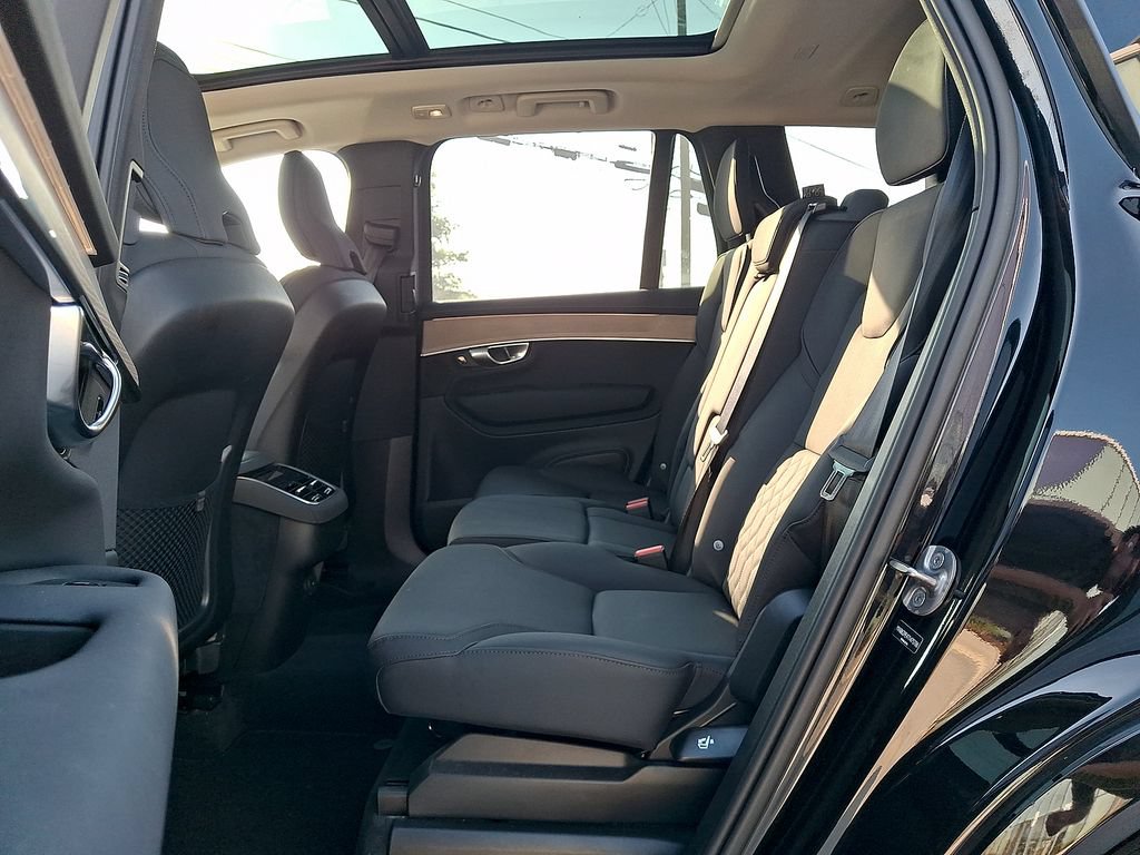 Certified 2026 Volvo XC90 B6 Plus AWD/4WD image 26