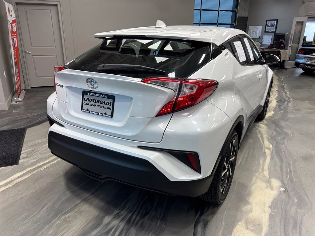 Used 2019 Toyota C-HR XLE FWD image 29