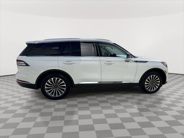 Used 2023 Lincoln Aviator Reserve w/ Elements Package Plus image 8
