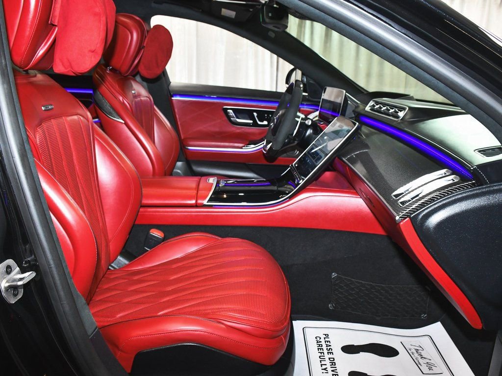 Used 2025 Mercedes-Benz S 63 AMG S w/ AMG Night Package image 68