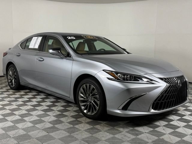 Certified 2025 Lexus ES 300h w/ Technology Package FWD image 11