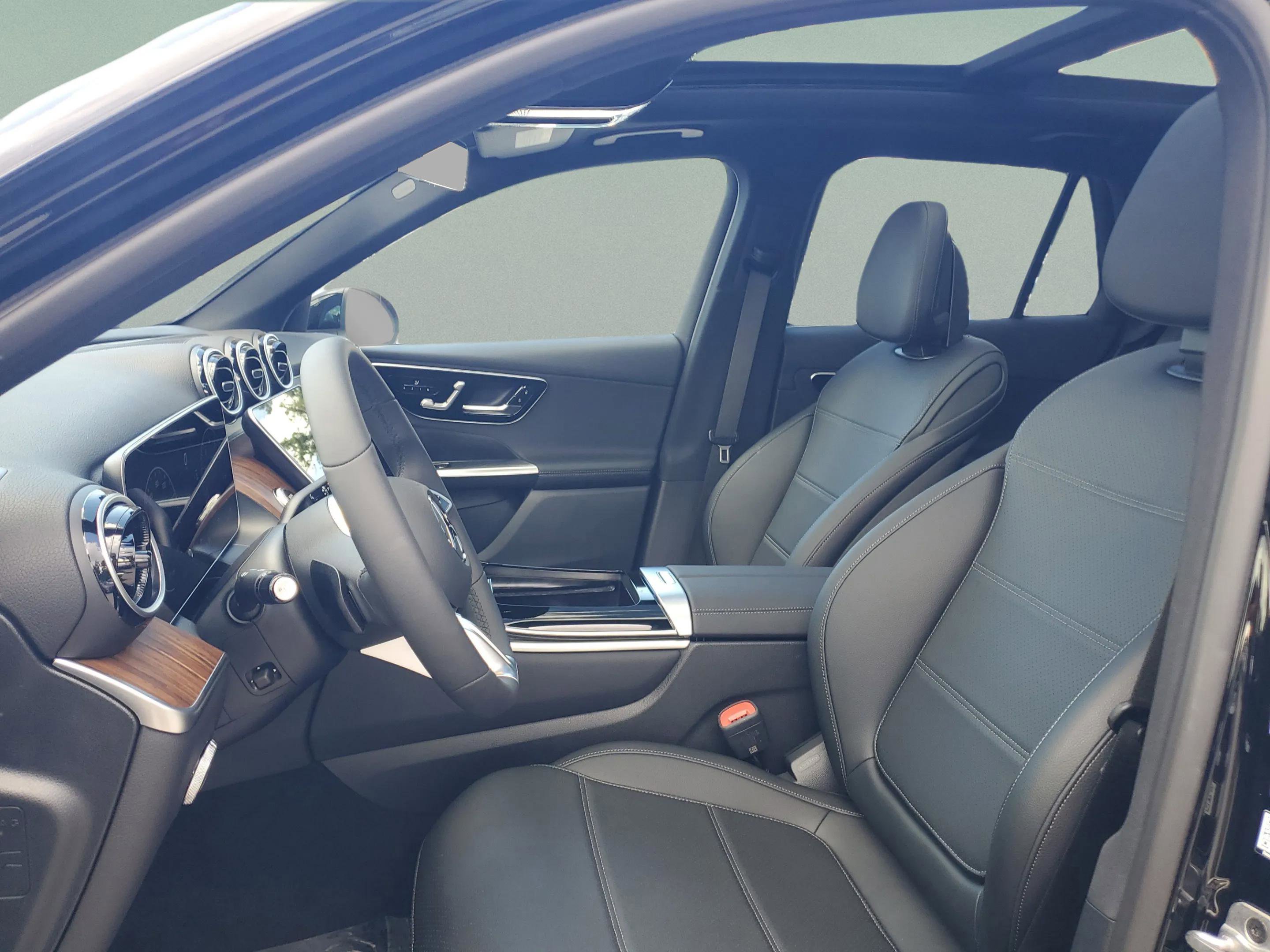 Certified 2026 Mercedes-Benz GLC 300 4MATIC image 16
