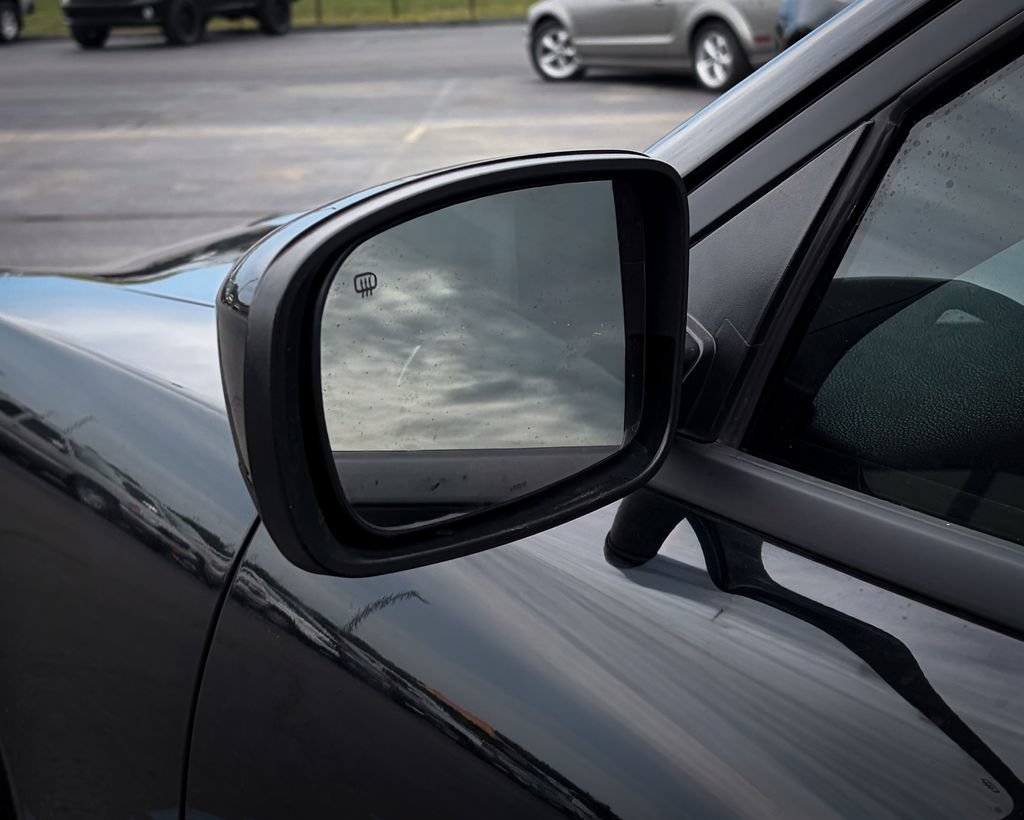 Used 2019 Dodge Charger SXT AWD/4WD image 23