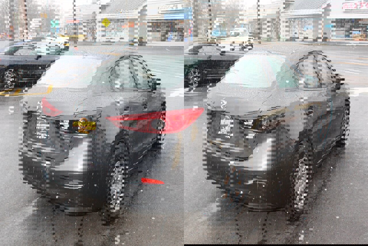 Used 2014 MAZDA MAZDA3 i Sport image 3