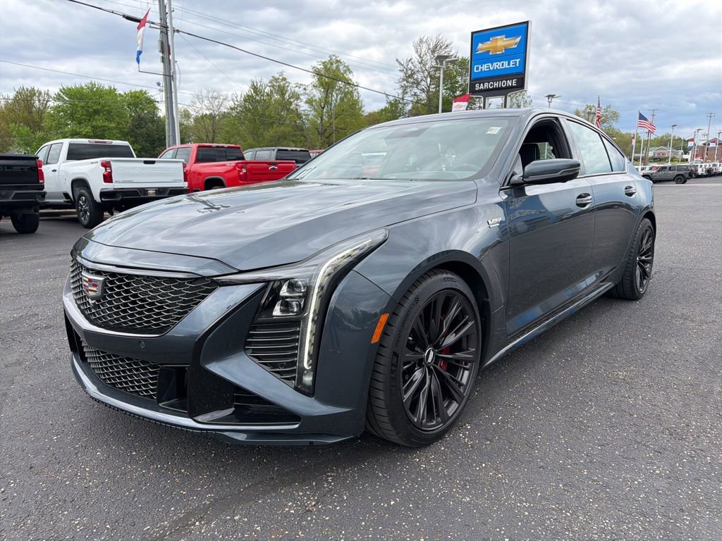 Used 2025 Cadillac CT5 V Blackwing w/ Parking Package RWD image 27
