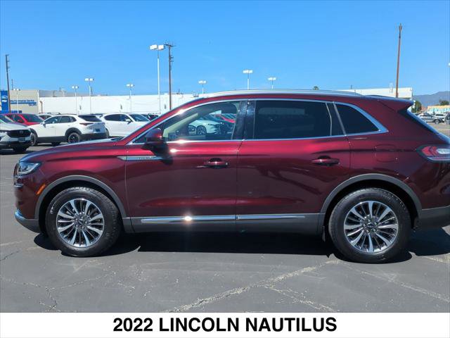 Certified 2022 Lincoln Nautilus Reserve image 2