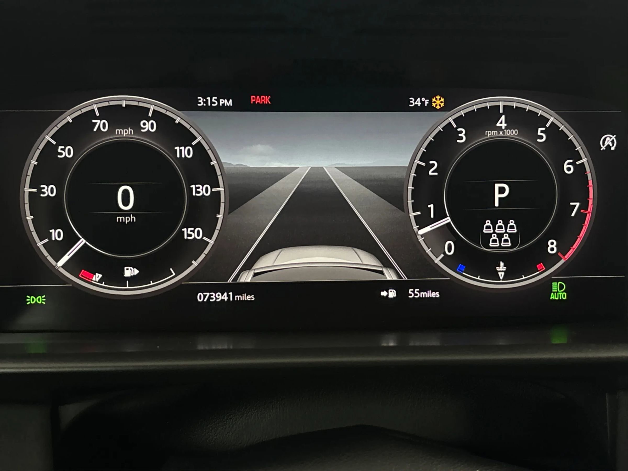 Used 2020 Land Rover Discovery HSE image 23