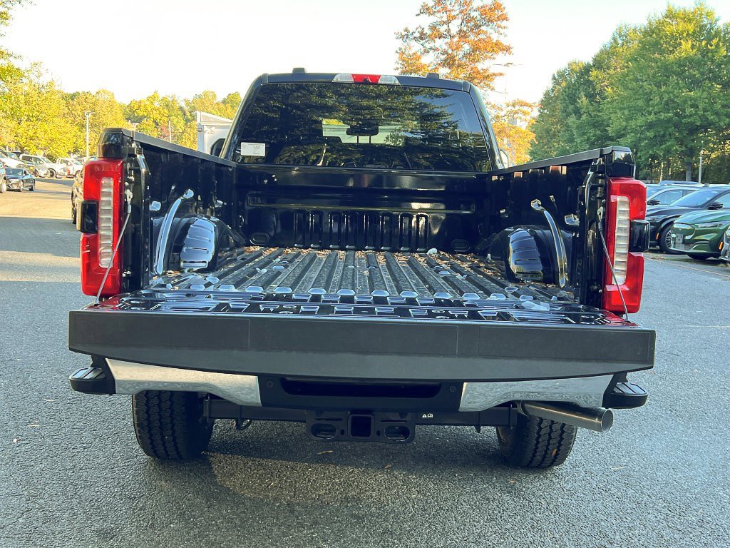 New 2026 Ford F350 Lariat image 12