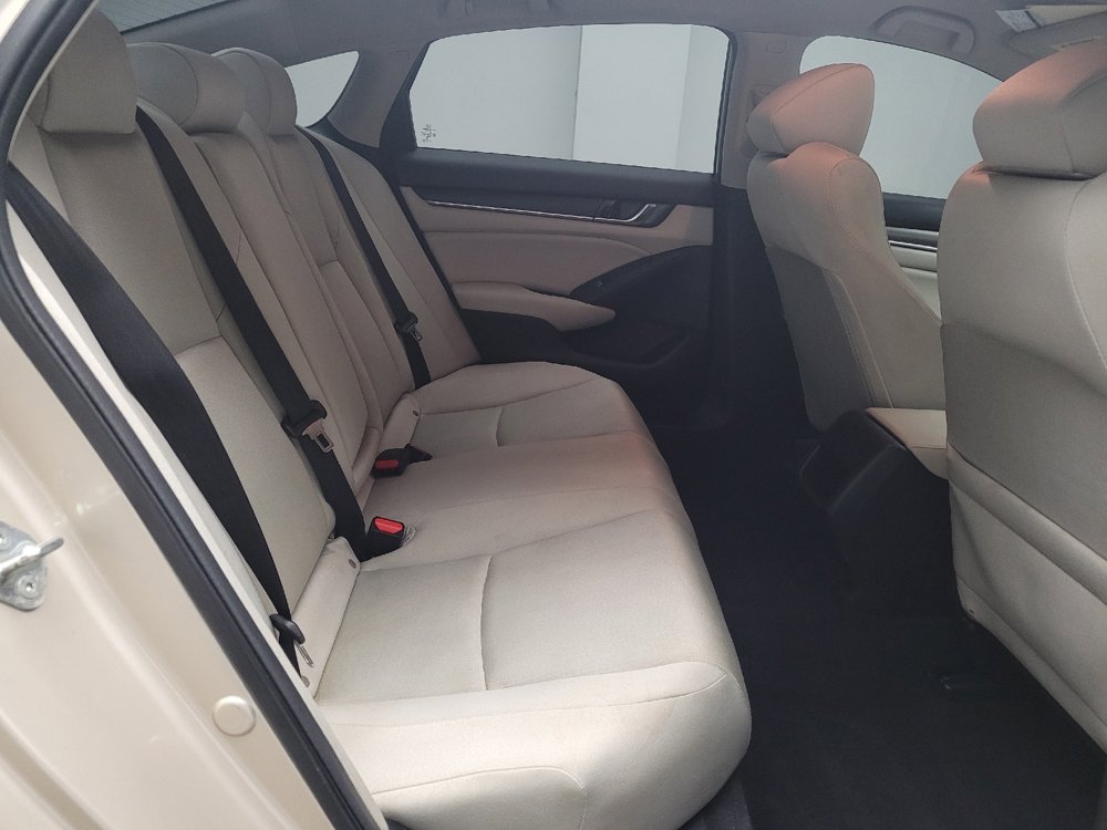 Used 2018 Honda Accord LX image 19