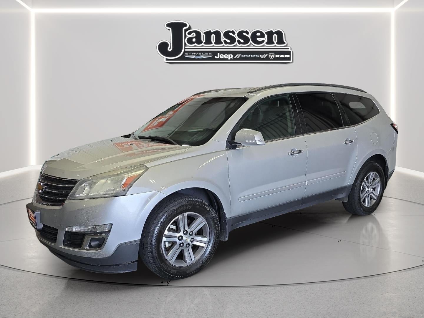 Used 2016 Chevrolet Traverse LT AWD/4WD image 1