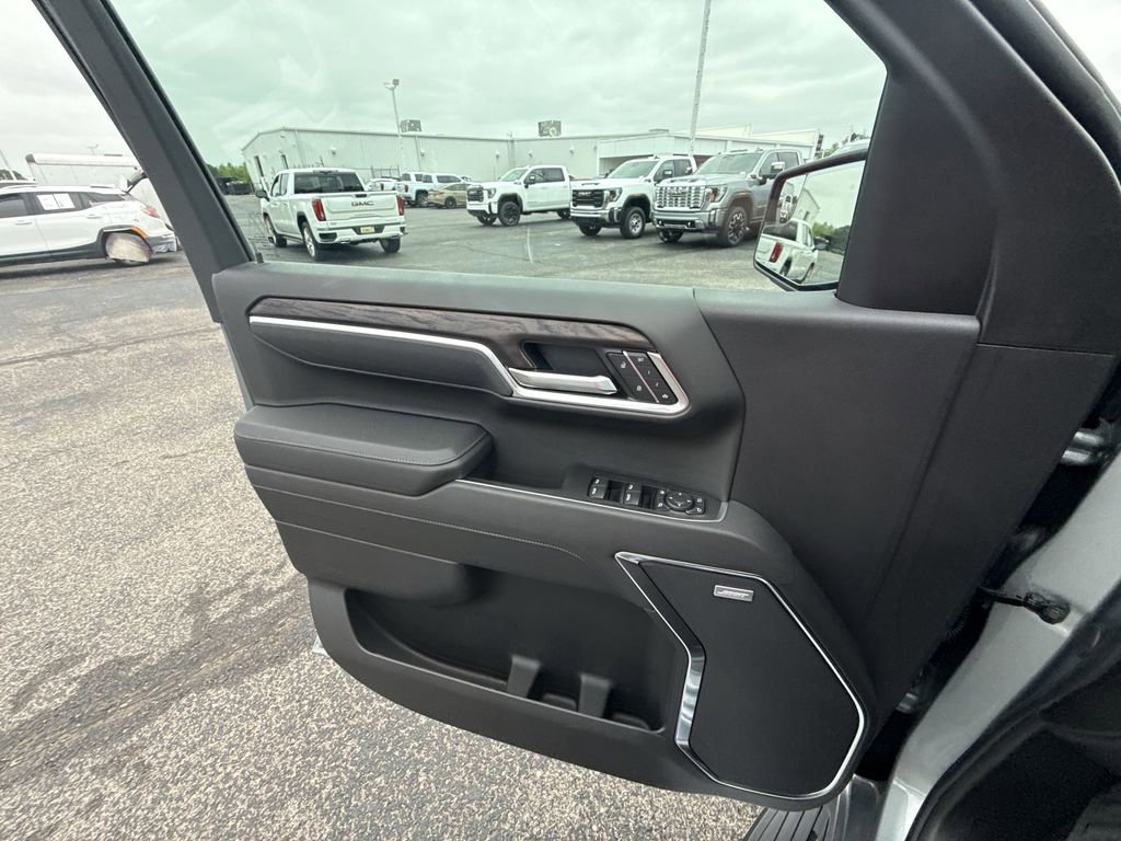 Certified 2026 GMC Sierra 1500 SLT w/ SLT Premium Package AWD/4WD image 29