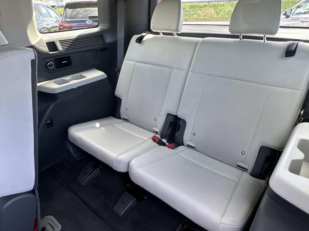 Certified 2025 Hyundai Santa Fe SEL image 26