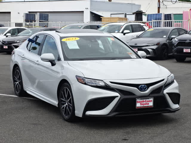 Certified 2023 Toyota Camry SE w/ Audio Upgrade Package FWD image 2