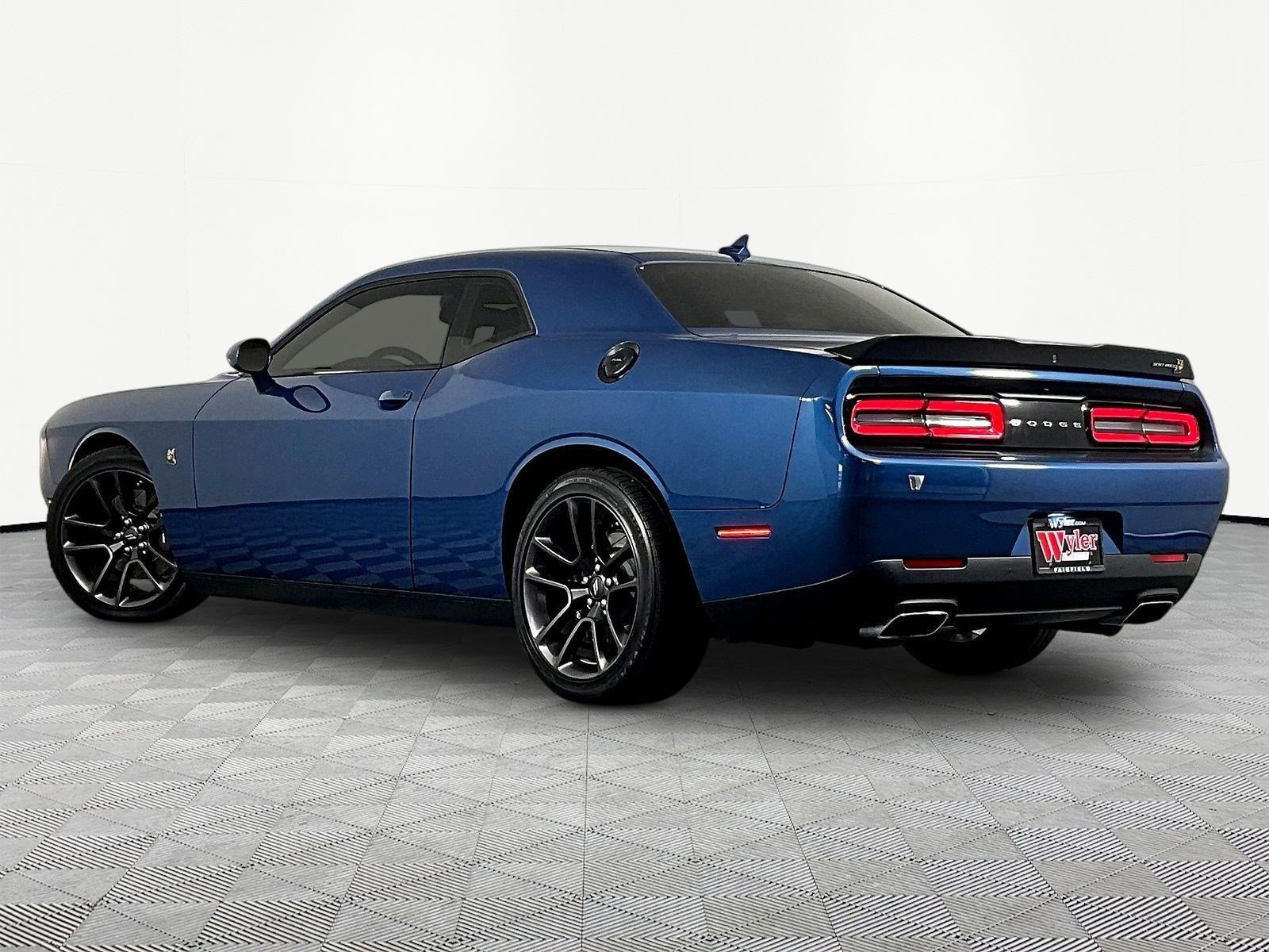 Used 2020 Dodge Challenger R/T Scat Pack w/ Shaker Package RWD image 4