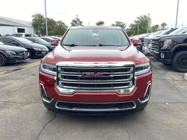 Used 2023 GMC Acadia SLE w/ Driver Convenience Package image 3