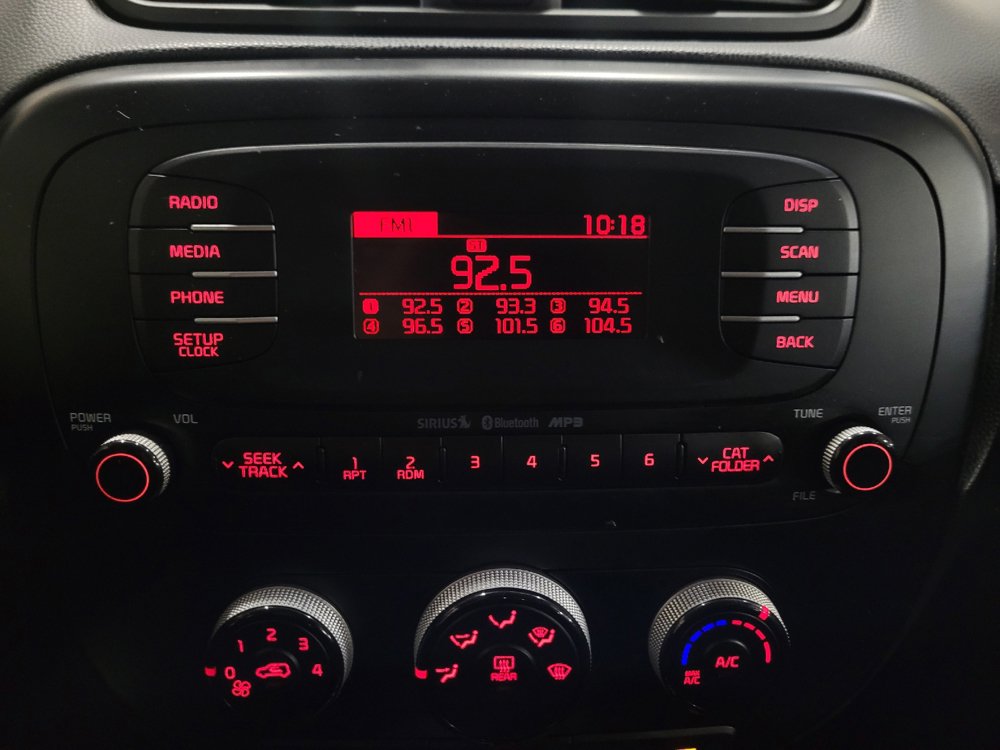 Used 2016 Kia Soul + w/ Designer's Package FWD image 25