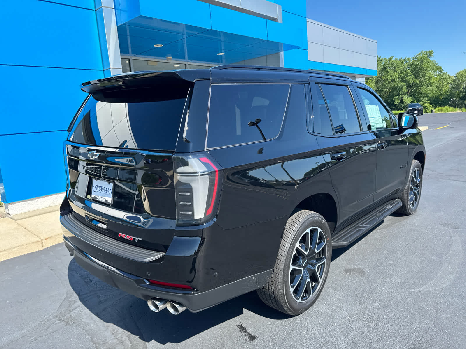New 2026 Chevrolet Tahoe RST w/ Comfort Package AWD/4WD image 8