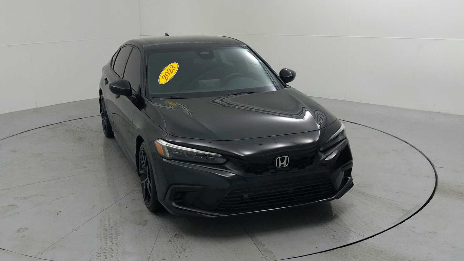 Used 2023 Honda Civic Sport image 1