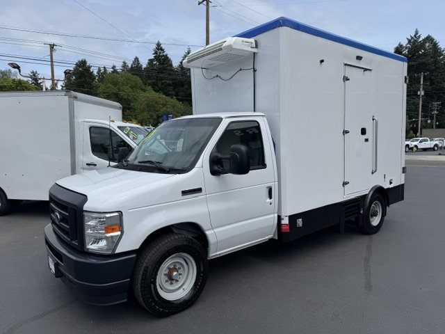 Used 2023 Ford E-350 and Econoline 350 Super Duty w/ Power Windows & Locks Group RWD image 11