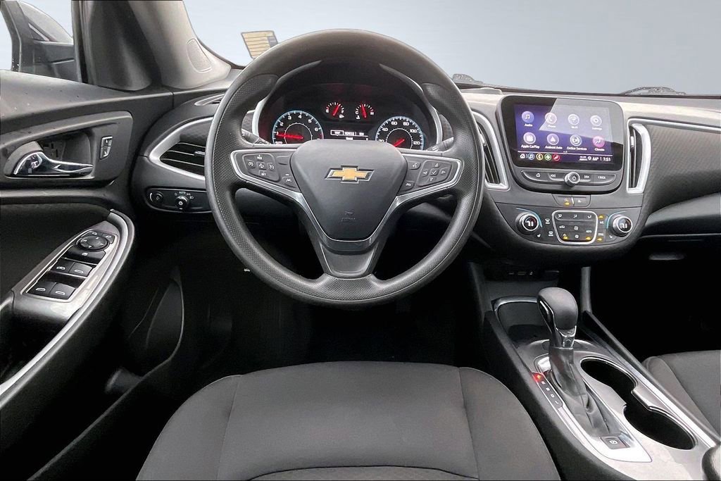 Used 2023 Chevrolet Malibu LT image 5
