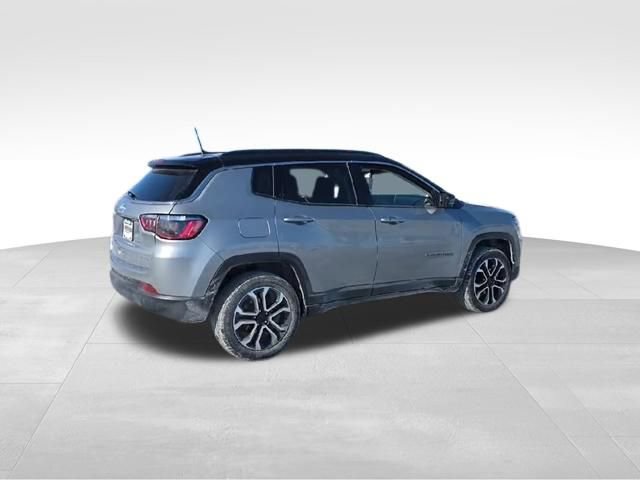 Used 2022 Jeep Compass Limited image 13