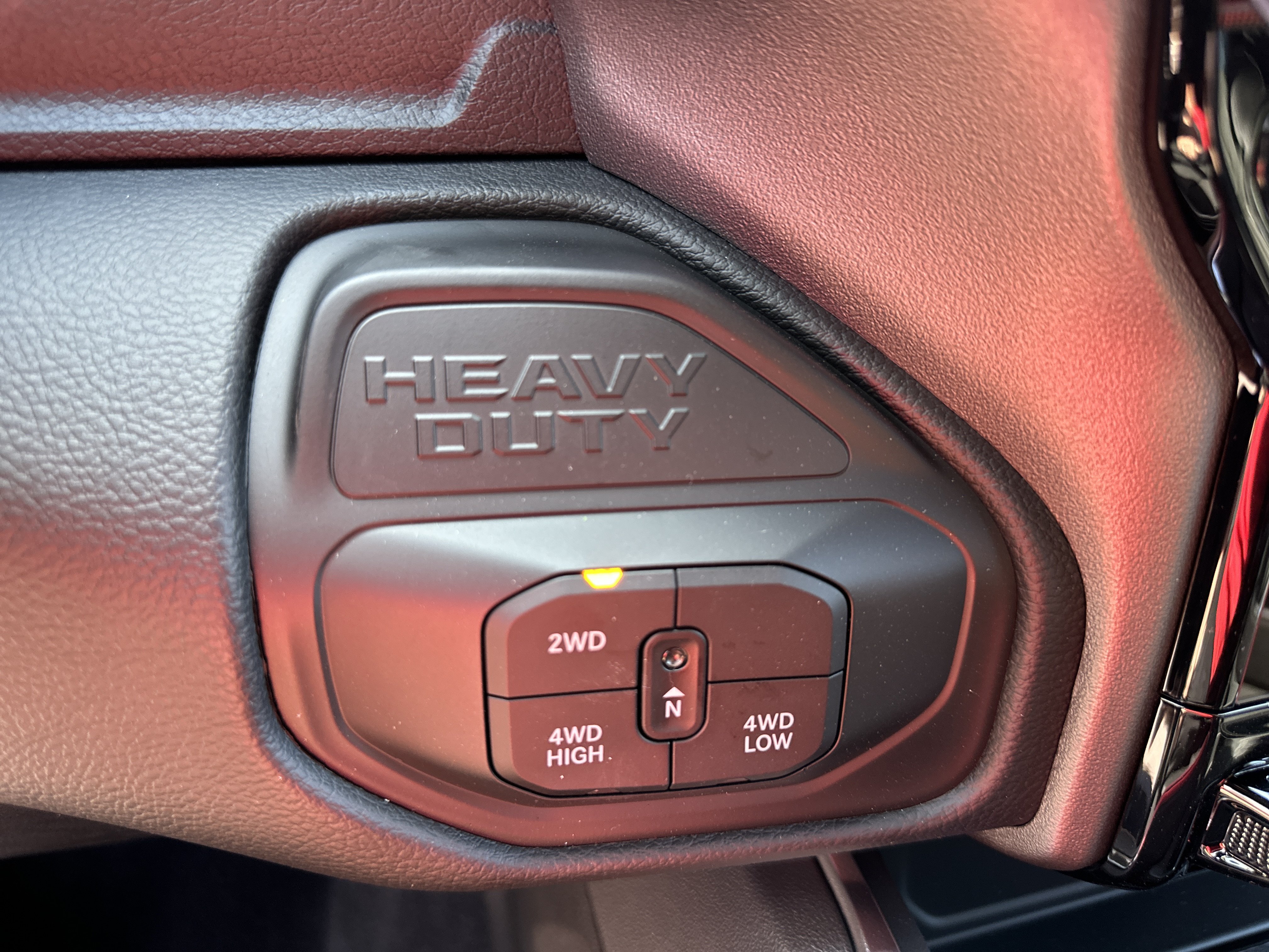 New 2026 RAM 2500 Laramie AWD/4WD image 8