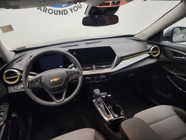 Used 2024 Chevrolet Trax LT image 17
