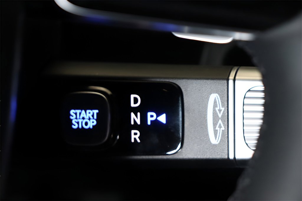 New 2026 Hyundai Ioniq 9 SE image 17