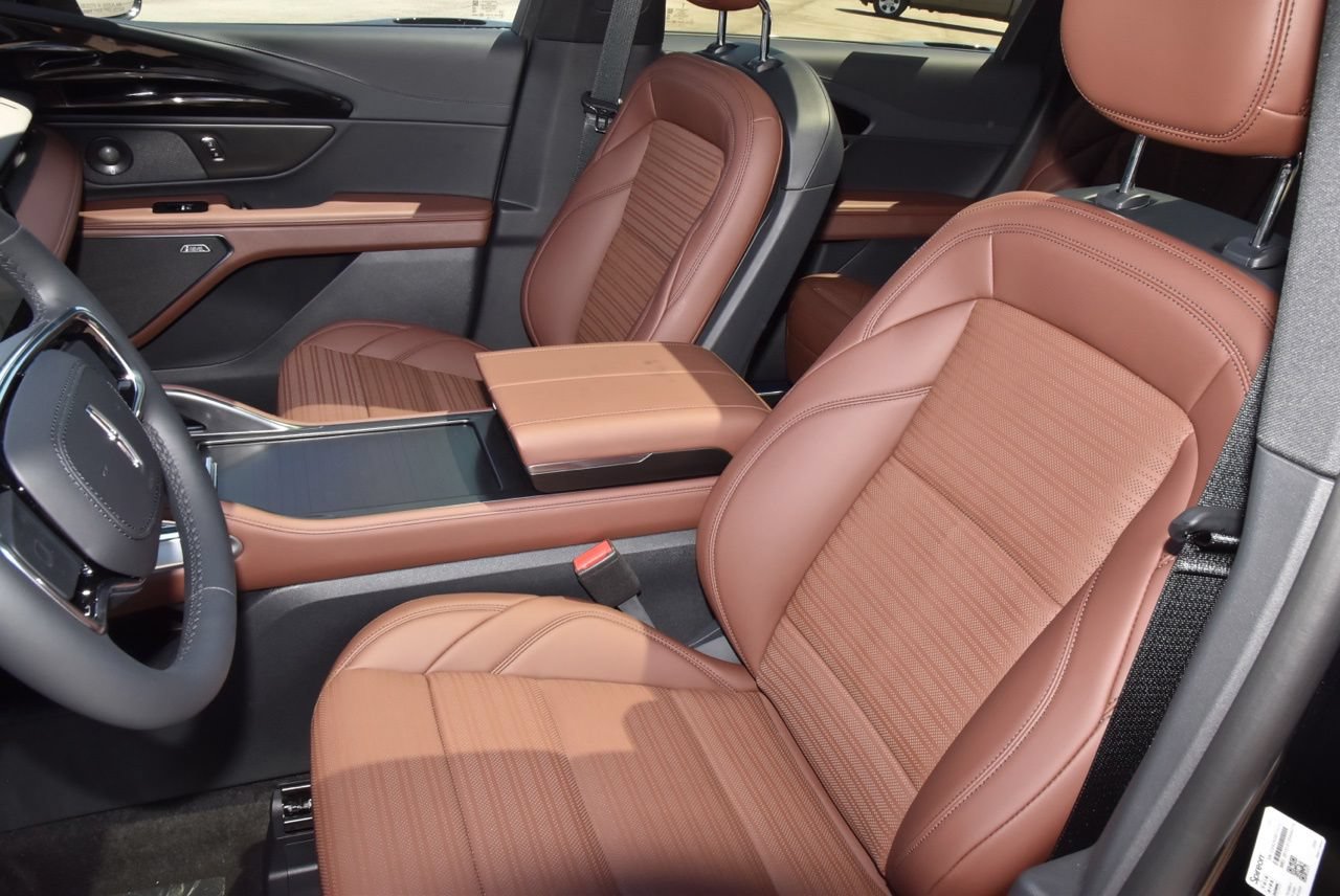 New 2026 Lincoln Nautilus Reserve w/ Jet Appearance Package AWD/4WD image 39
