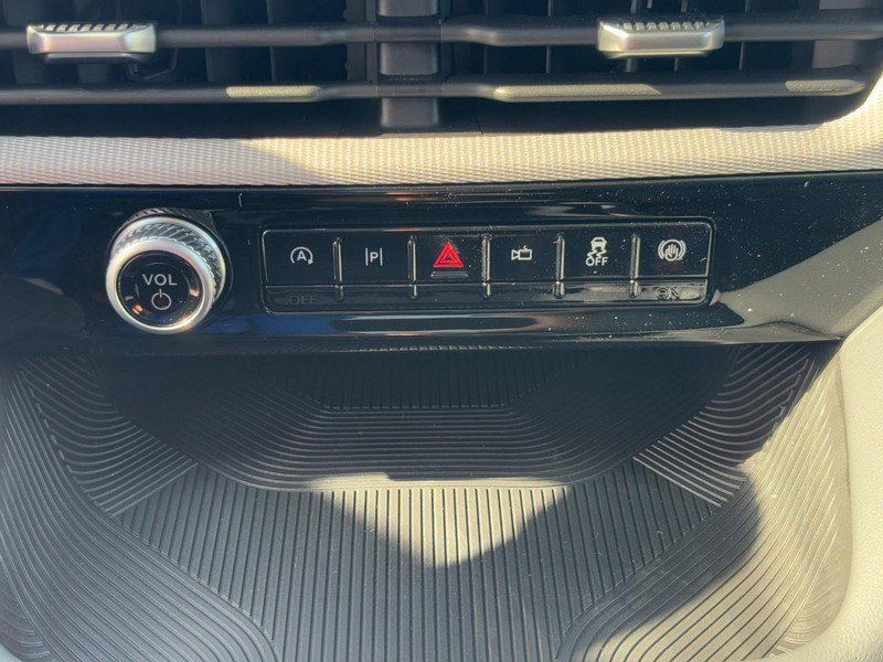 New 2025 Ford Explorer Active image 19