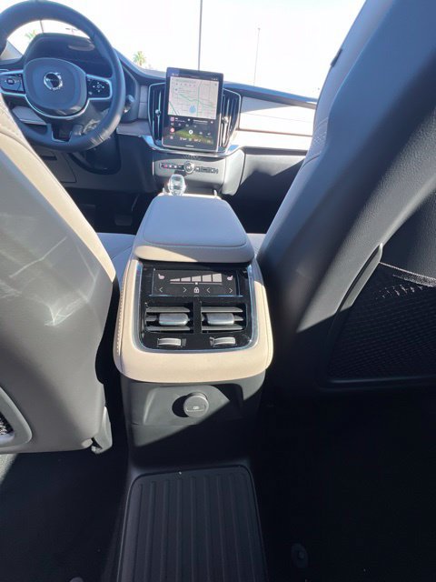 New 2026 Volvo XC90 T8 Plus w/ Protection Package AWD/4WD image 27