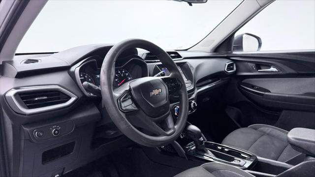 Used 2023 Chevrolet TrailBlazer LS AWD/4WD image 21