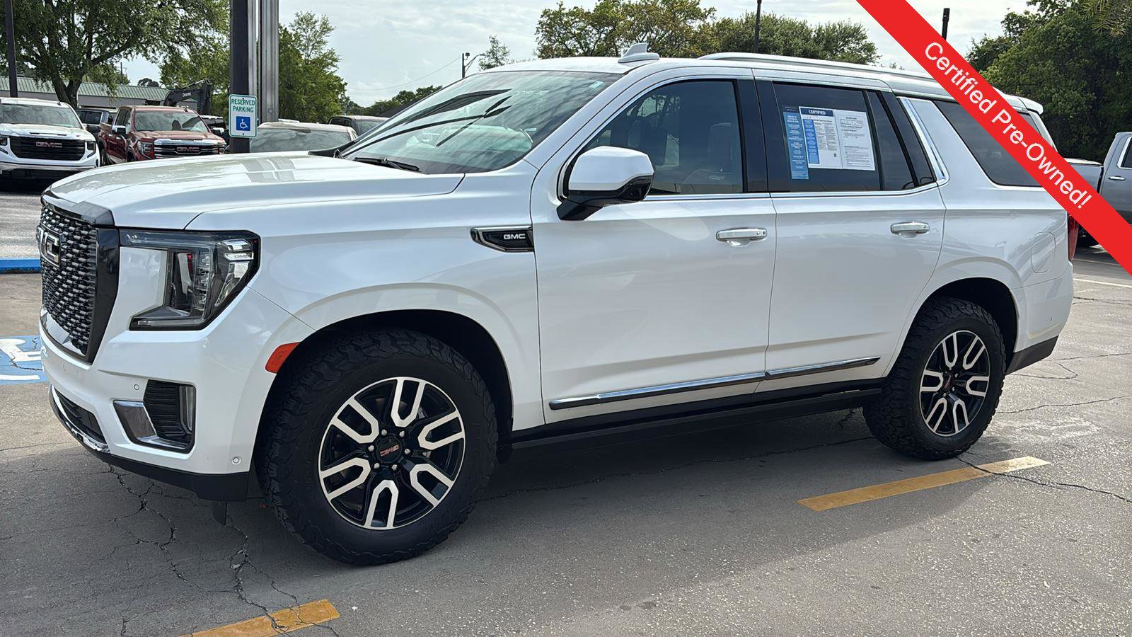 Certified 2023 GMC Yukon Denali Ultimate image 3