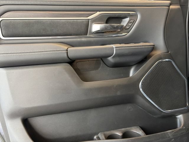 New 2026 RAM 1500 Laramie AWD/4WD image 15