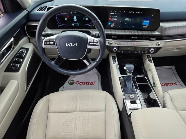 Used 2025 Kia Telluride EX w/ EX Captain's Chair Package FWD image 15