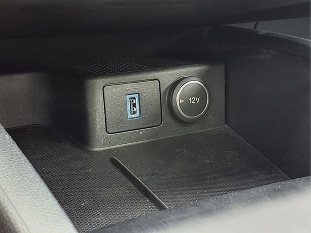Used 2020 Ford Escape SE image 9