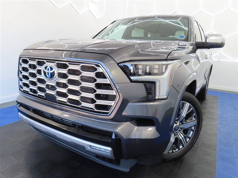Used 2023 Toyota Sequoia Capstone AWD/4WD image 1