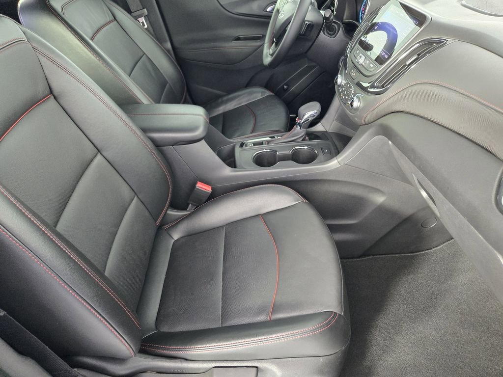 Used 2023 Chevrolet Equinox RS w/ RS Leather Package FWD image 16