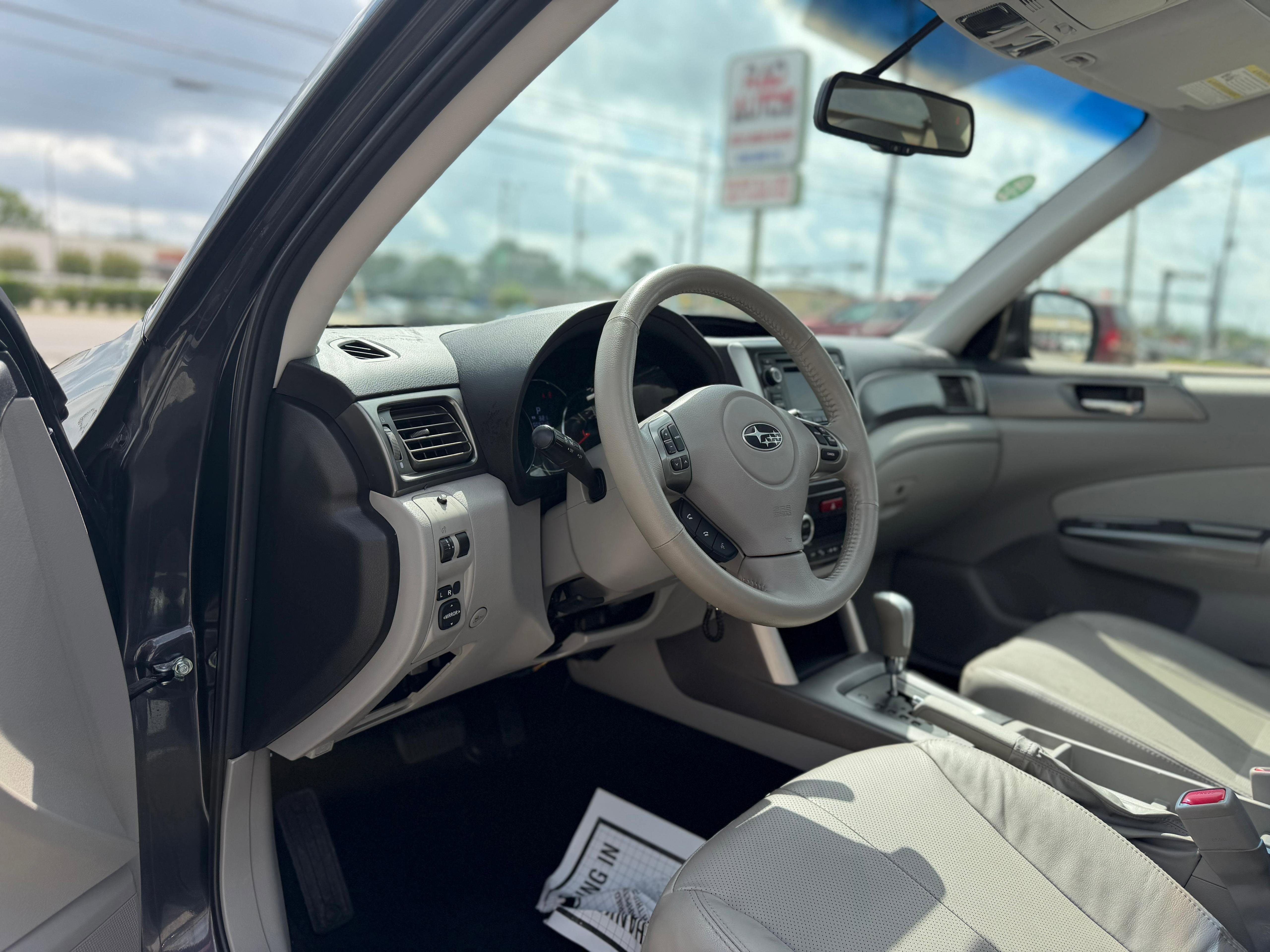 Used 2013 Subaru Forester 2.5X Touring AWD/4WD image 19
