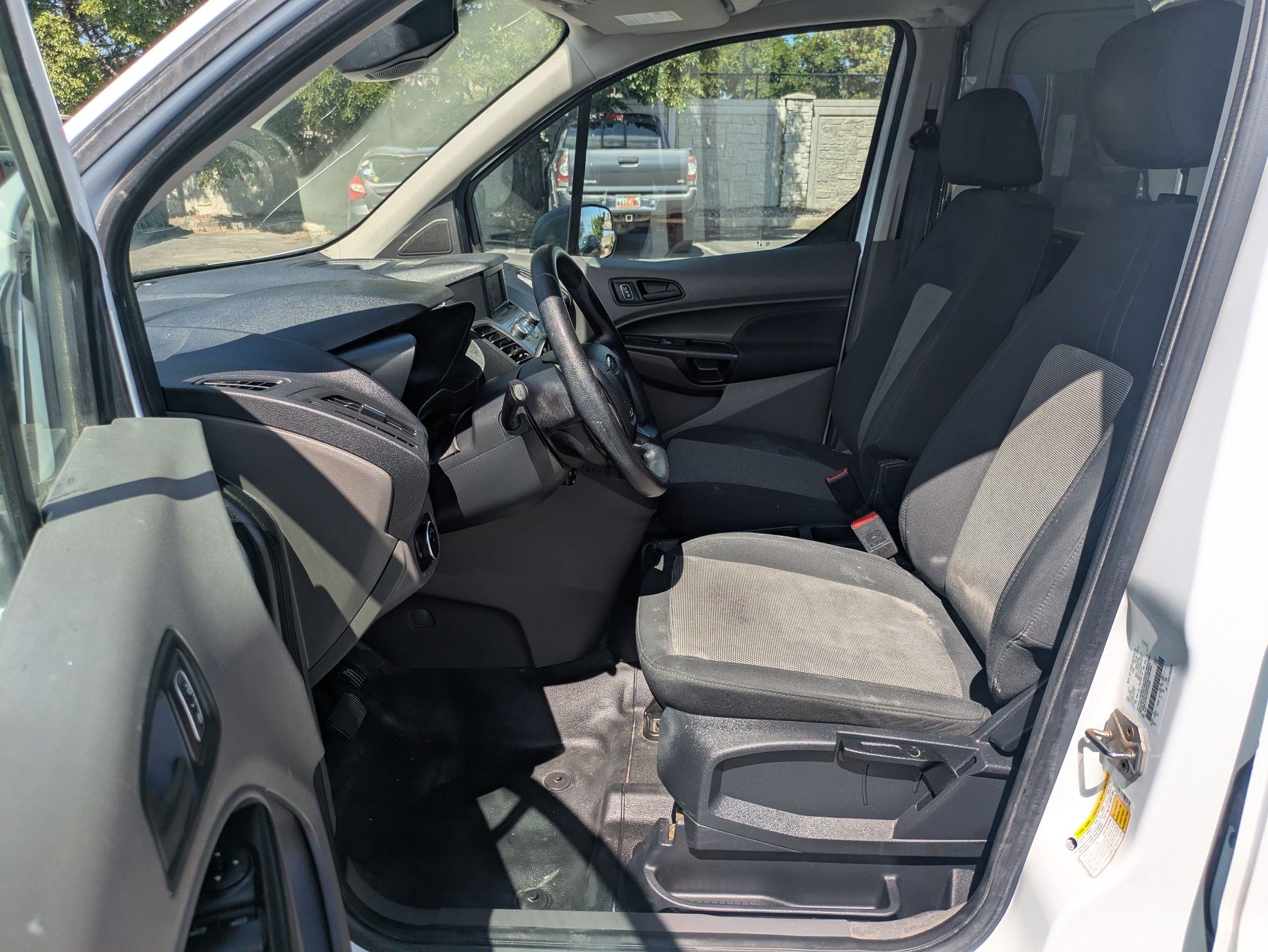 Used 2022 Ford Transit Connect XL FWD image 17
