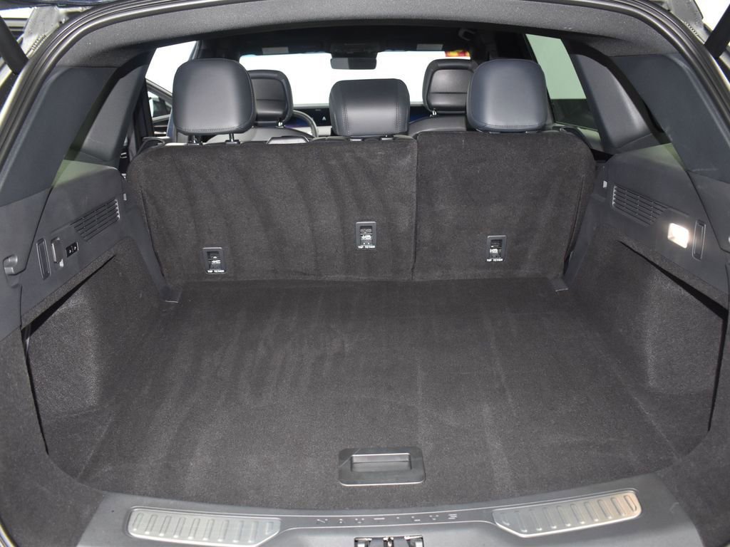 Used 2024 Lincoln Nautilus Reserve w/ Equipment Group 202A image 13