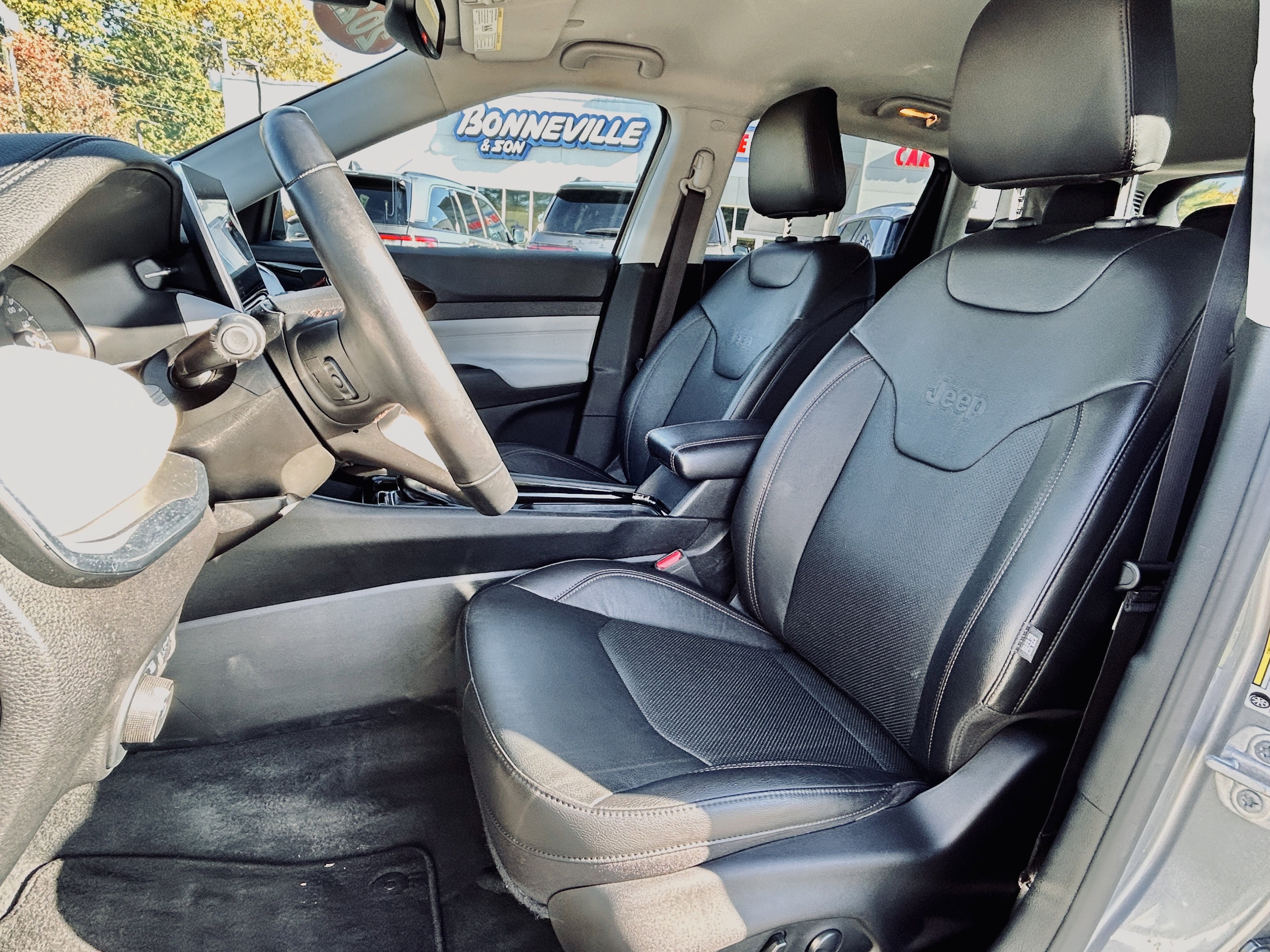 Certified 2022 Jeep Compass Limited AWD/4WD image 24