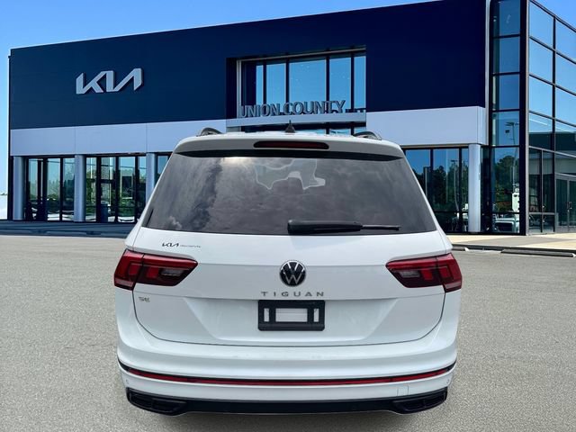 Used 2023 Volkswagen Tiguan SE R-Line FWD image 5