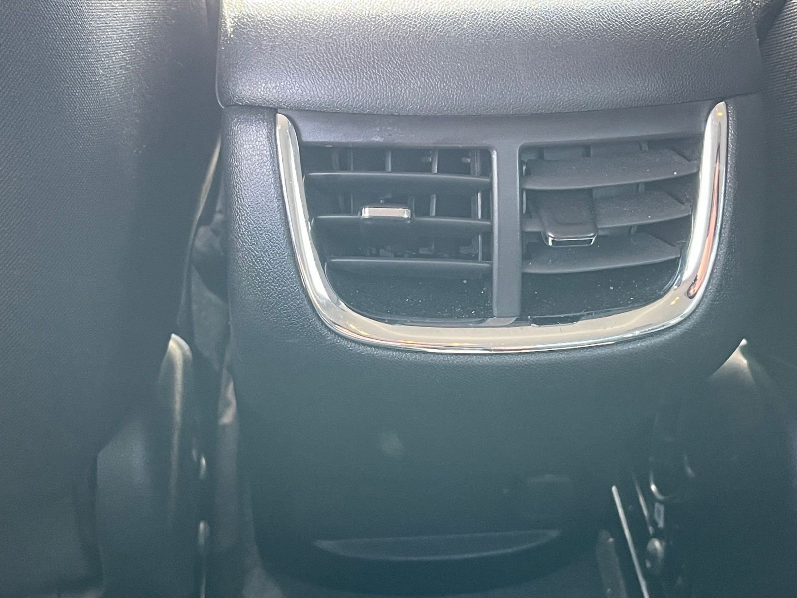 Used 2023 Chevrolet Malibu LT w/ Driver Confidence Package image 24