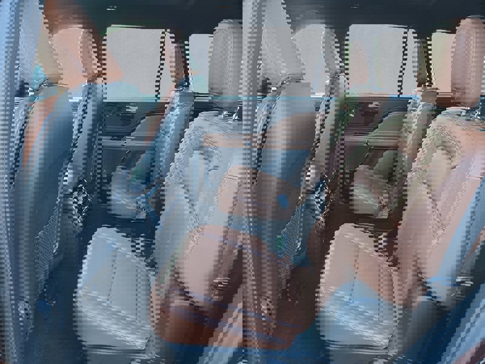 Used 2023 Lincoln Aviator Reserve w/ Elements Package Plus AWD/4WD image 23