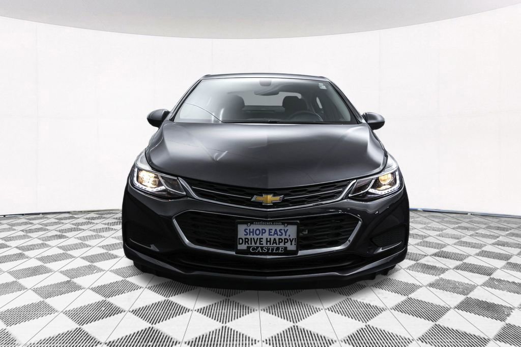 Used 2017 Chevrolet Cruze LT image 31