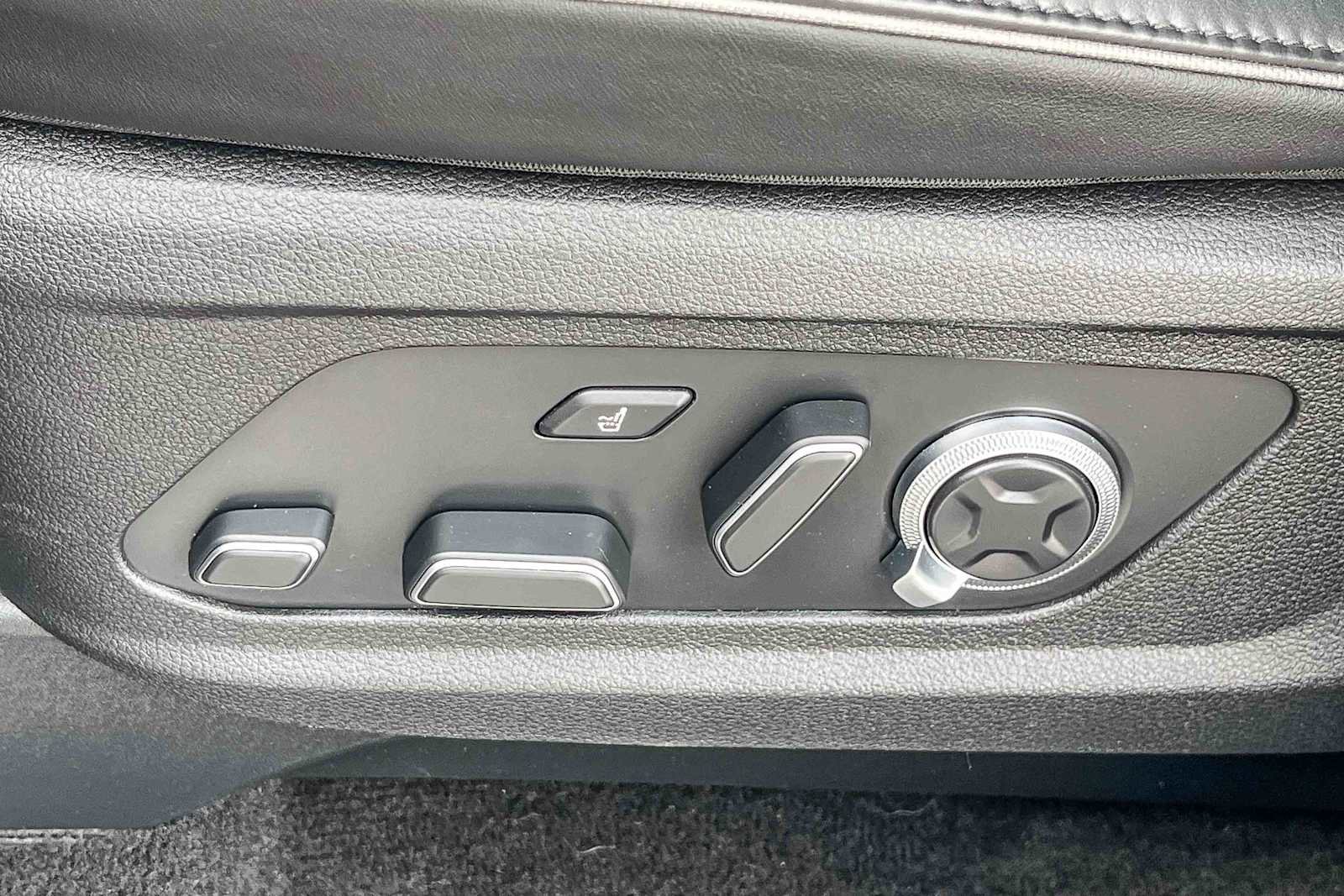 Used 2024 Hyundai Palisade Calligraphy image 21