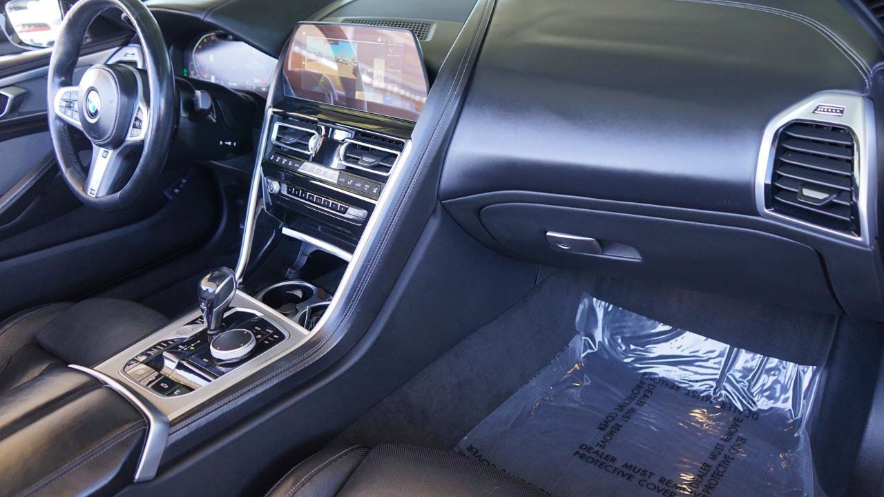 Used 2022 BMW 840i Convertible RWD image 12