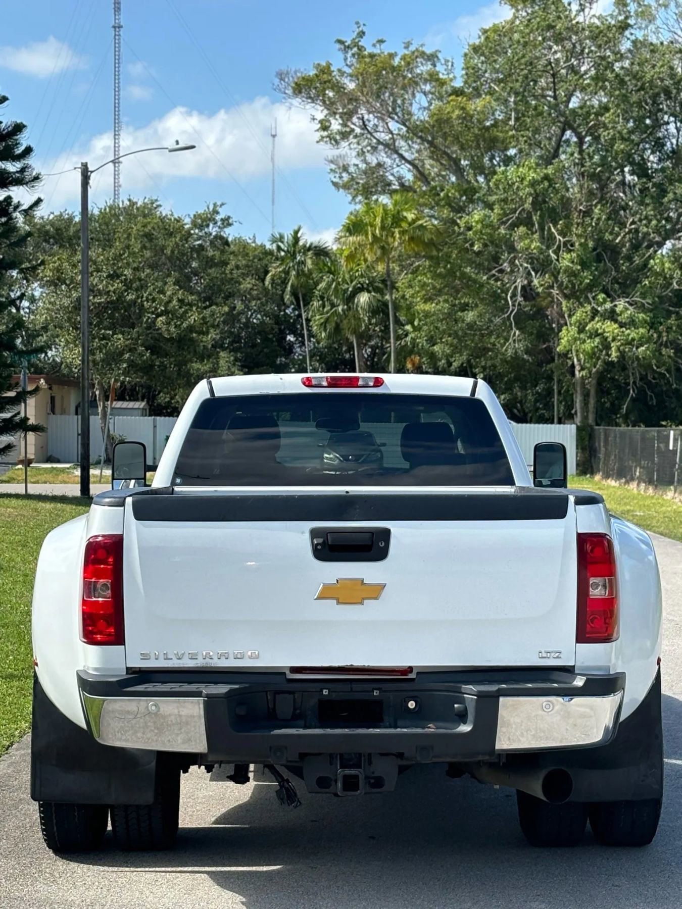 Used 2014 Chevrolet Silverado 3500 LTZ w/ LTZ Plus Package image 6
